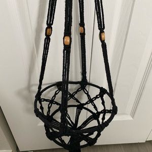 Black Hanging planter holder